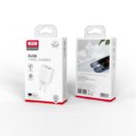 XO CE02C φορτιστής τοίχου 2.1Α 2xUSB λευκό