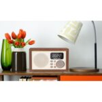 BLAUPUNKT HR5BR Ξύλινο Ραδιόφωνο Alarm clock/FM/USB/SD/AUX with remote 3watt RMS