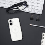 MAGSAFE CASE FOR IPHONE 17 transparent - Image 3